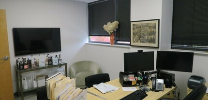 325 Riggs St, Oxford, CT à vendre Photo intérieure- Image 2 de 4