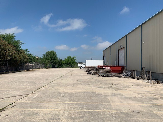 1300 Goforth Rd, Kyle, TX à louer - Photo du bâtiment - Image 3 de 20