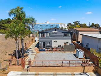 Plus de détails pour 810 Acacia Ave, Oceanside, CA - Multi-résidentiel à vendre