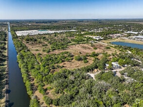 2525 Center Rd, Fort Pierce, FL - Aérien  Vue de la carte - Image1