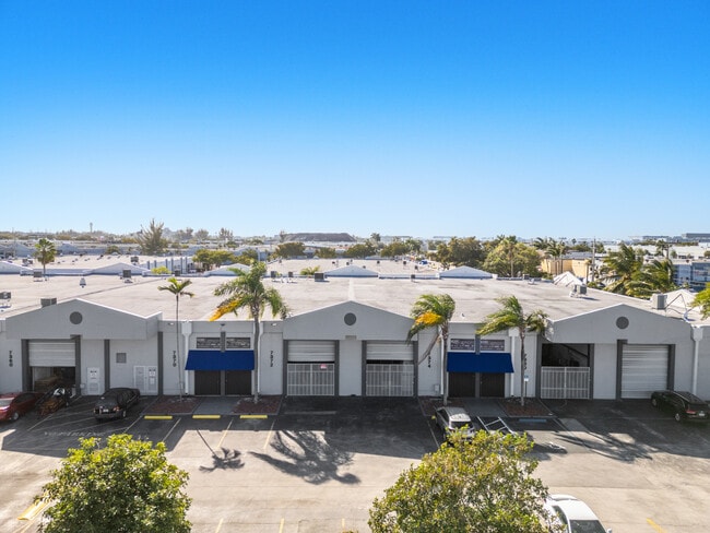 More details for 7370-7384 NW 56th St, Miami, FL - Industrial for Lease