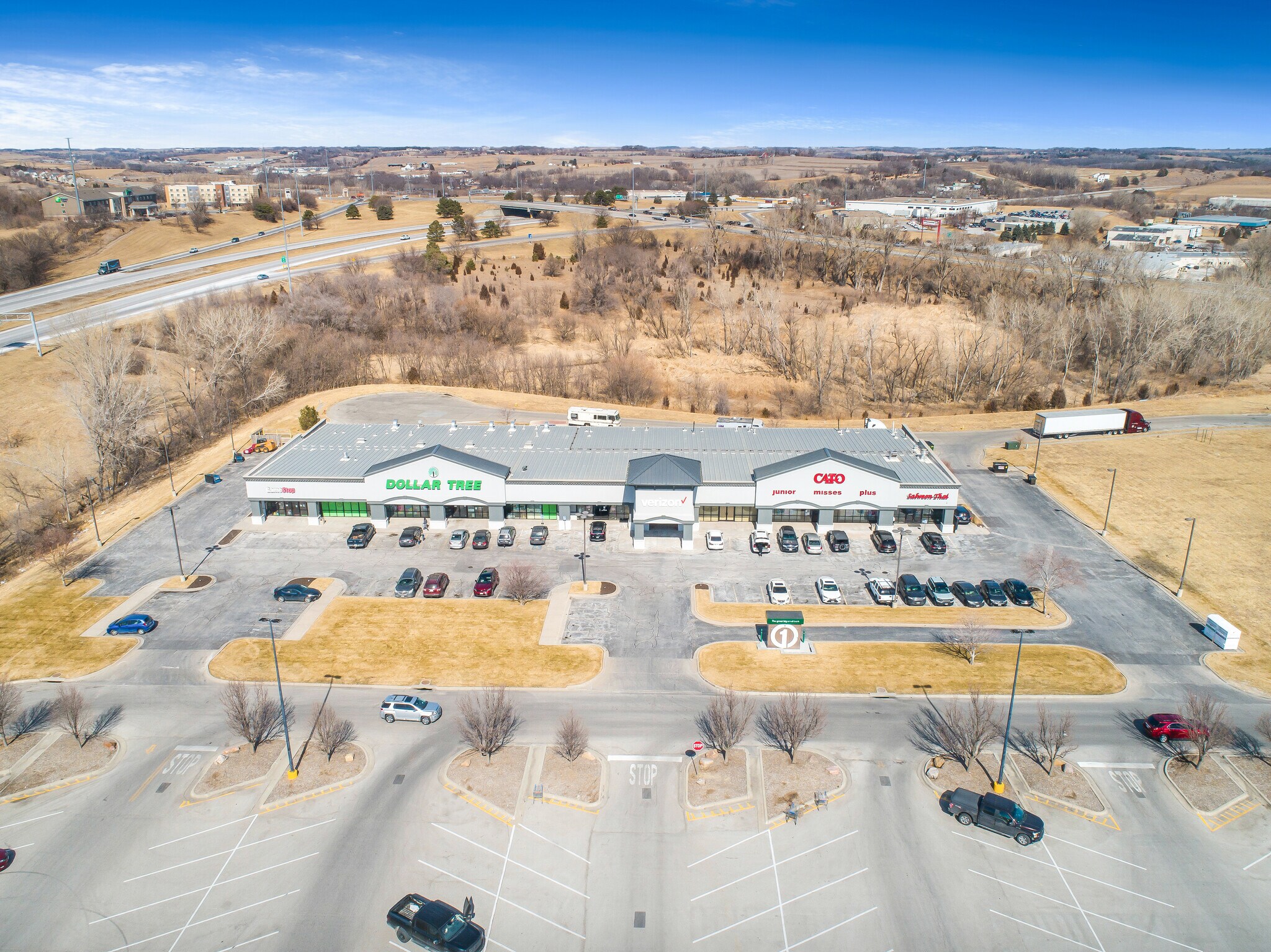 9939-9961 Redick Cir, Omaha, NE for sale Building Photo- Image 1 of 1