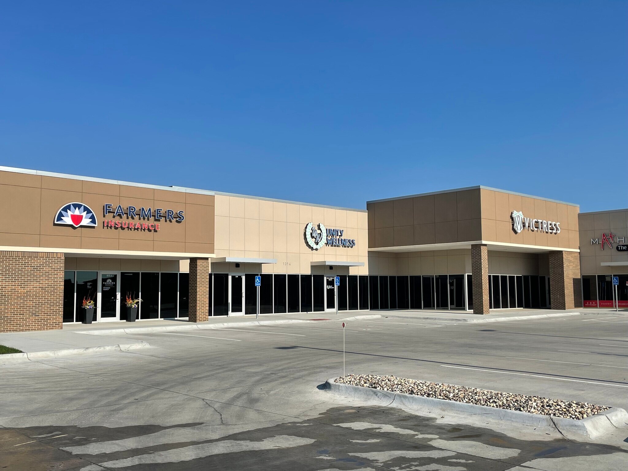 1314 N 205th St, Elkhorn, NE à louer Photo principale- Image 1 de 5