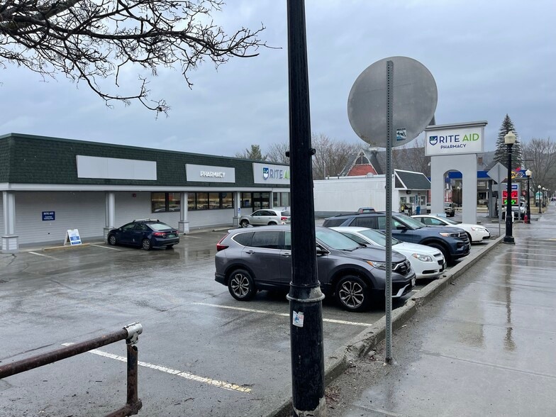 12 N Main St, Randolph, VT for lease - Building Photo - Image 3 of 5