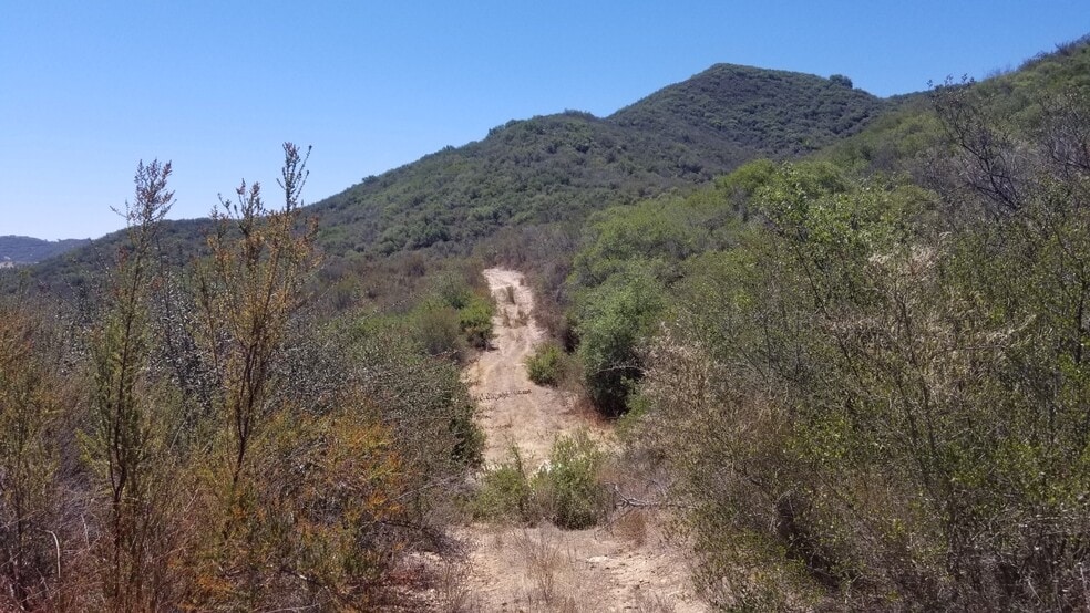 00000 DeLuz, Fallbrook, CA à vendre - Photo du bâtiment - Image 2 de 4