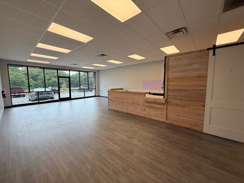 3193 S Mount Juliet Rd, Mount Juliet, TN à louer - Hall d’entrée - Image 2 de 25