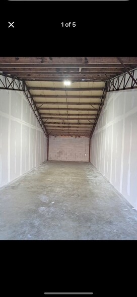 3056 US-80, Pearl, MS à louer - Photo du bâtiment - Image 2 de 6