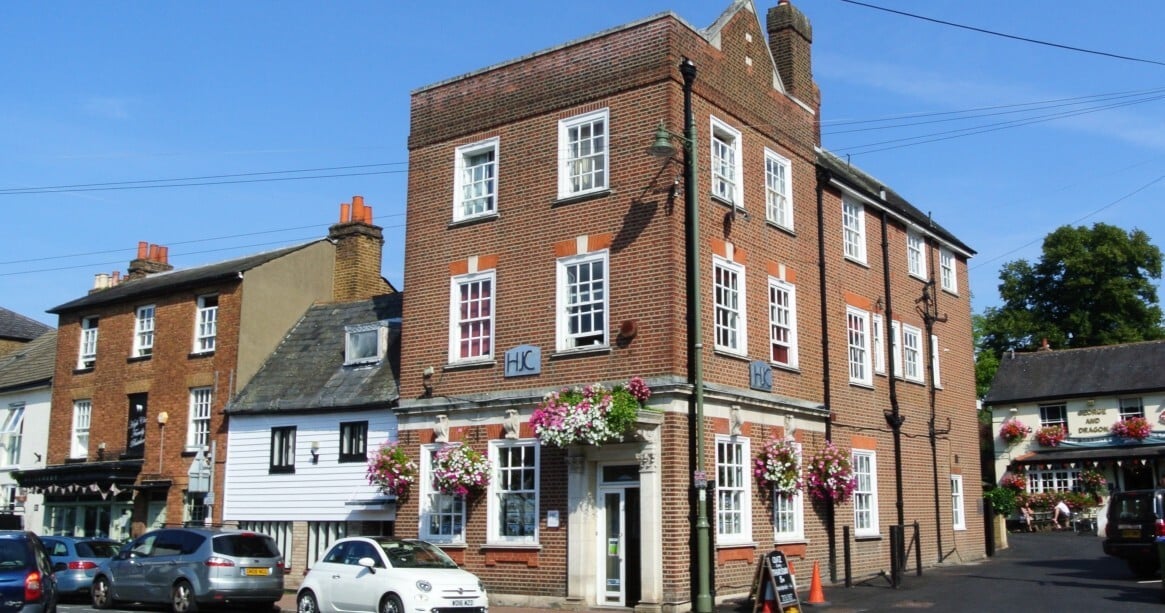 2-2A High St, Thames Ditton for lease Primary Photo- Image 1 of 2