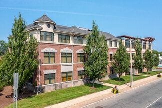 Plus de détails pour 893 Main St, East Hartford, CT - Plusieurs types d'espaces à louer