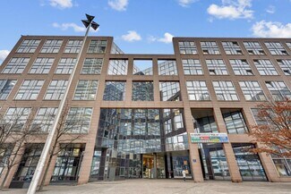 Plus de détails pour 2 Place Des Vosges, Courbevoie - Bureau à louer