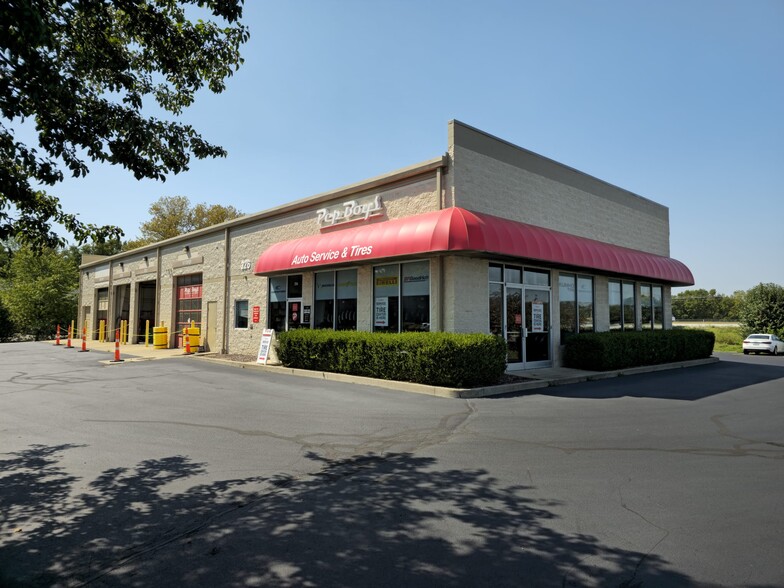 2 Pep Boys Locations portefeuille de 2 propriétés à vendre sur LoopNet.ca - Photo du b timent - Image 1 de 5