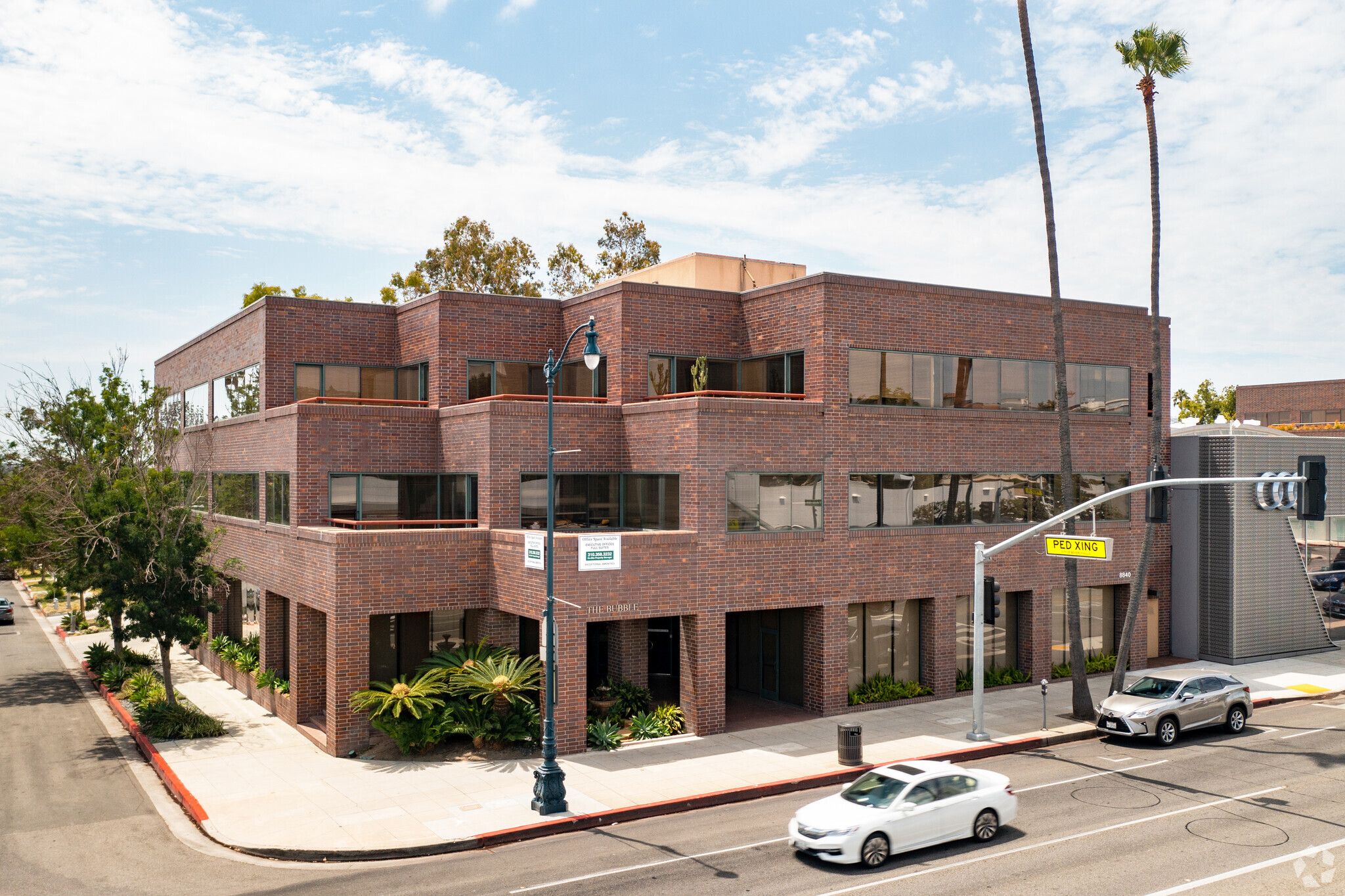 8840 Wilshire Blvd, Beverly Hills, CA for lease Building Photo- Image 1 of 31