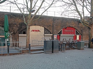 Plus de détails pour Goding St & Albert Embankment, Londres - Commerce de détail à louer