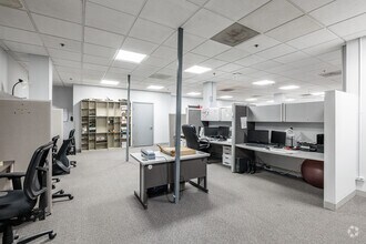 6321-6325 N Avondale Ave, Chicago, IL for lease Interior Photo- Image 2 of 7