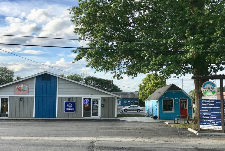 1051 E 54th St, Indianapolis, IN for sale - Building Photo - Image 1 of 1