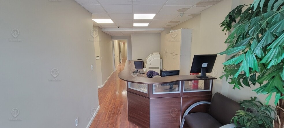 1525 Voorhies Ave, Brooklyn, NY à vendre - Photo intérieure - Image 2 de 2