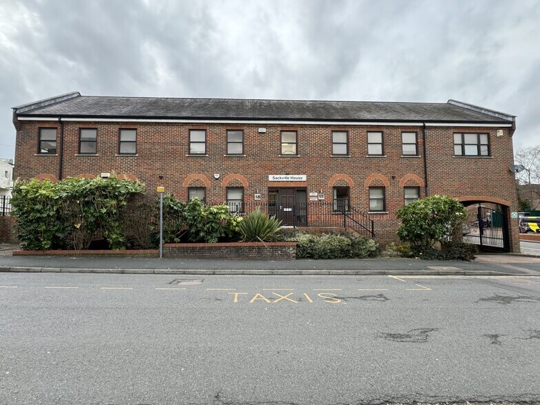 55 Buckhurst Ave, Sevenoaks à louer - Photo du bâtiment - Image 3 de 3