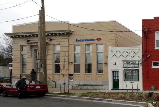 Plus de détails pour 1307 E Brookland Park Blvd, Richmond, VA - Commerce de détail à vendre