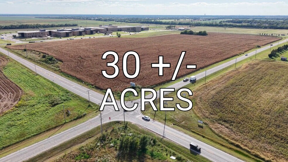 E Pawnee St, Wichita, KS à louer - Vidéo sur l’inscription commerciale - Image 2 de 3