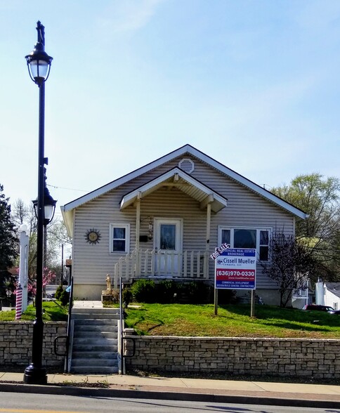 625 S 5th St, Saint Charles, MO for sale - Building Photo - Image 1 of 1