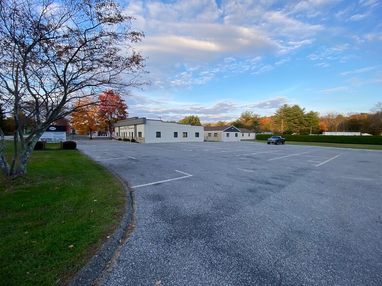 457 Bantam Rd, Litchfield, CT for lease - Building Photo - Image 2 of 5