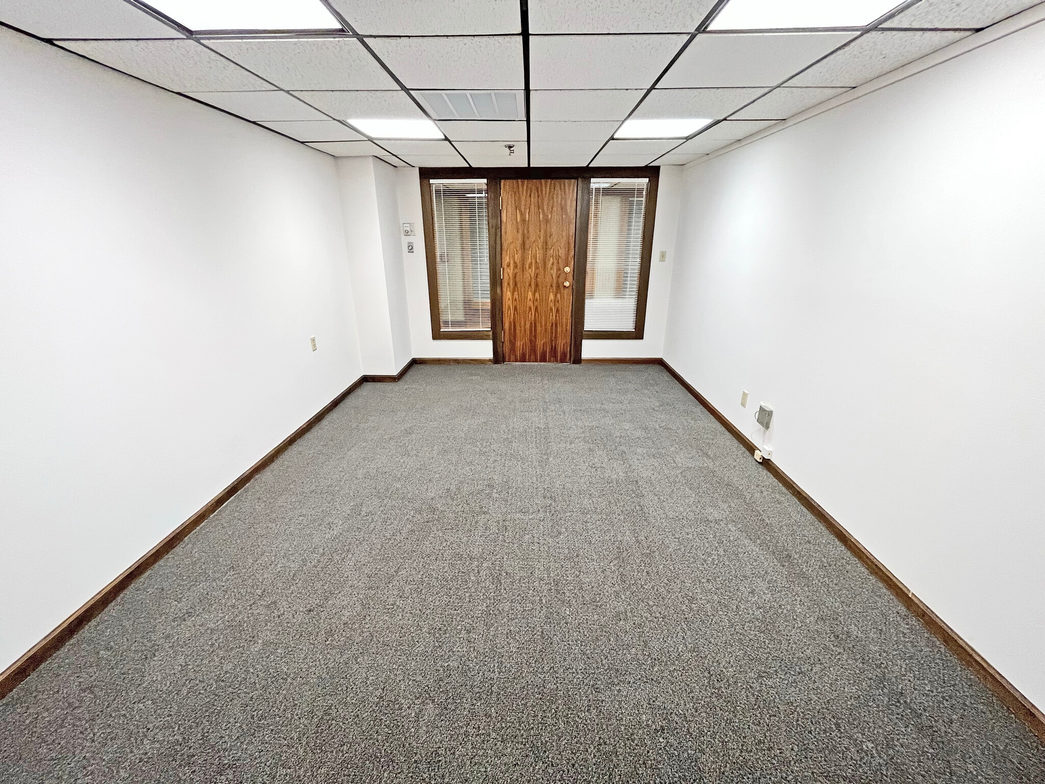 205 N College Ave, Bloomington, IN for lease Interior Photo- Image 1 of 4