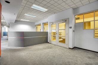 838 SW 1st Ave, Portland, OR for lease Lobby- Image 2 of 5