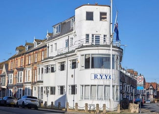 Plus de détails pour 1 Windsor Crescent, Bridlington - Spécialité à vendre