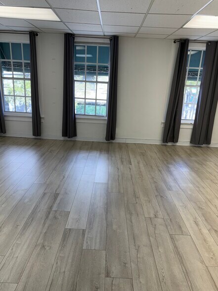 300-320 SW 2nd St, Fort Lauderdale, FL à louer - Photo intérieure - Image 2 de 16