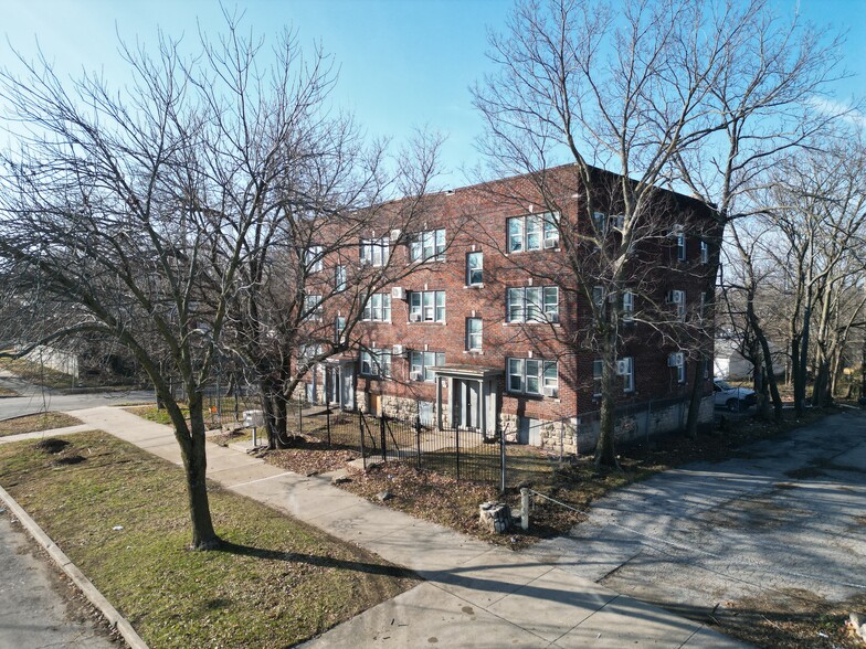 2454-2456 Benton Blvd, Kansas City, MO à vendre - Photo du bâtiment - Image 1 de 12