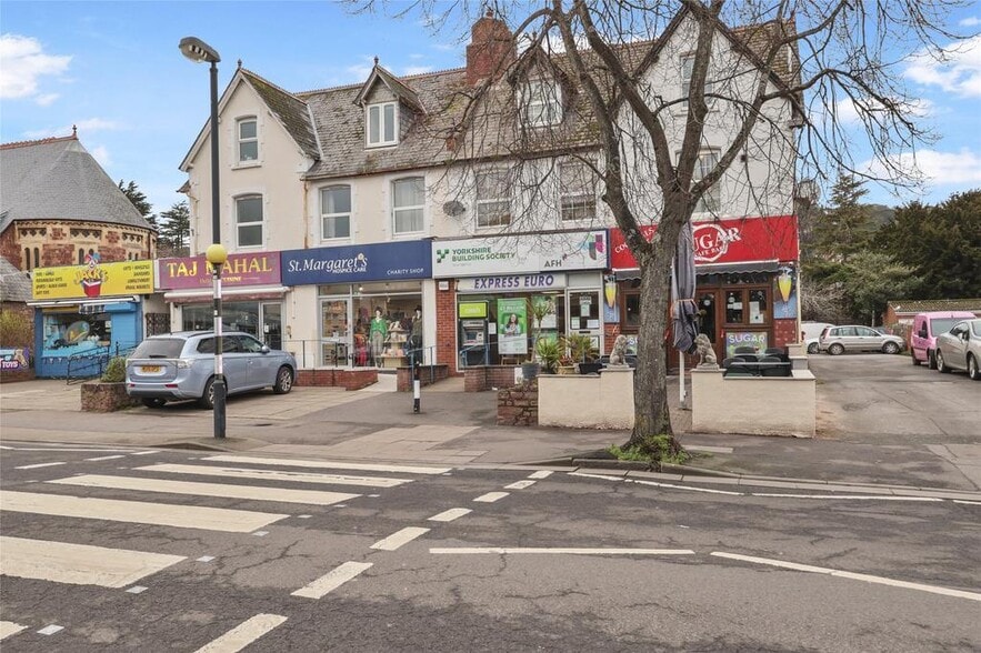 11 The Avenue, Minehead for lease - Building Photo - Image 3 of 7