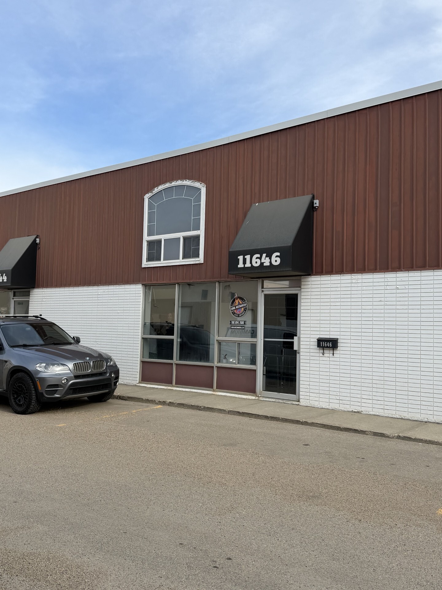 11644-11652 145 St NW, Edmonton, AB for lease Interior Photo- Image 1 of 5