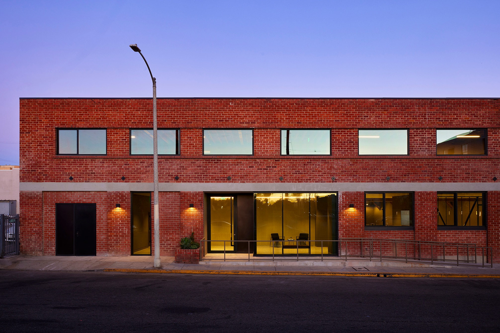 1144-1146 N Las Palmas Ave, Los Angeles, CA for sale Building Photo- Image 1 of 19