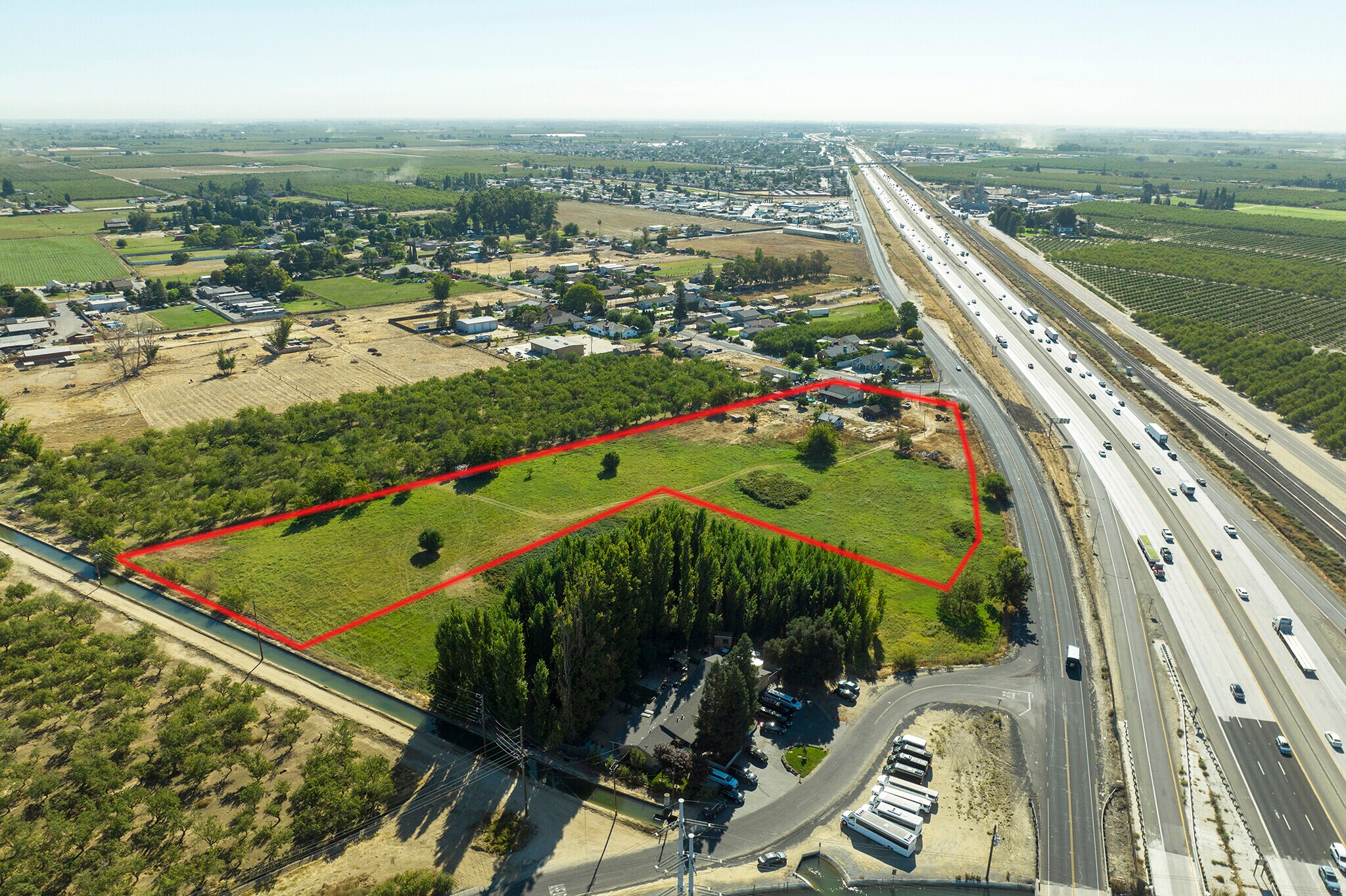 3221 E Redwood Rd, Ceres, CA à vendre Photo principale- Image 1 de 18