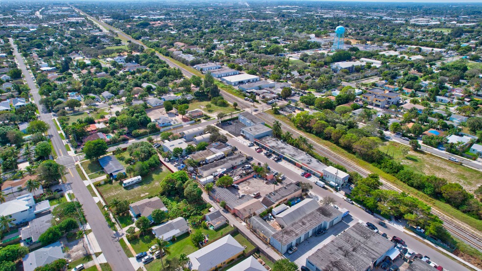 375 SE 2nd Ave, Delray Beach, FL for sale - Building Photo - Image 2 of 6