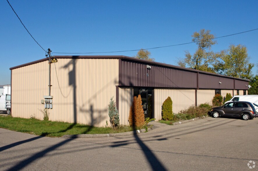 4546-4554 Port Union Rd, Hamilton, OH à vendre - Photo du bâtiment - Image 2 de 2