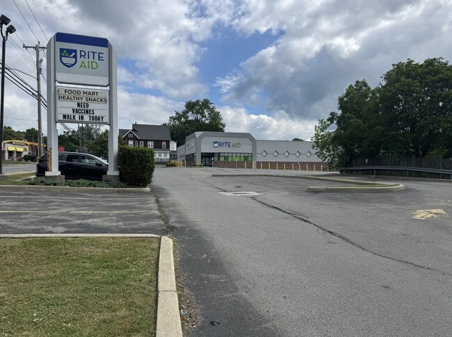 More details for 149 Market St, Amsterdam, NY - Retail for Lease