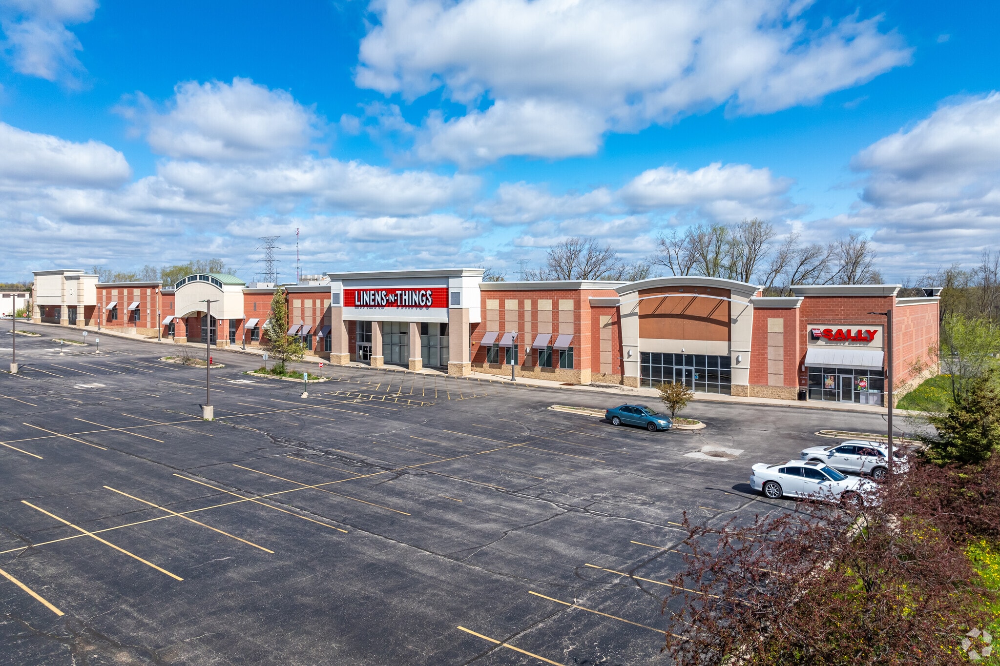 N96W18908 County Line Rd, Germantown, WI for lease Primary Photo- Image 1 of 17