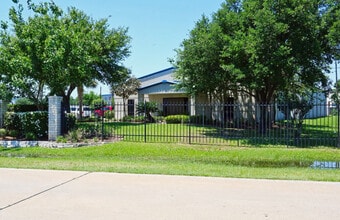 5335 Brystone Dr, Houston, TX for lease Building Photo- Image 2 of 13