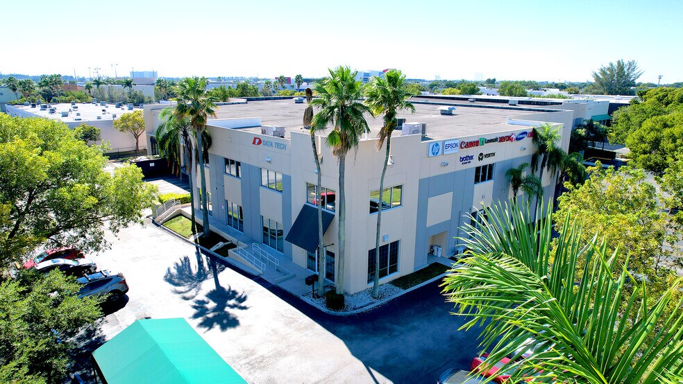 2980 NW 108th Ave, Miami, FL à vendre - Photo du bâtiment - Image 3 de 8