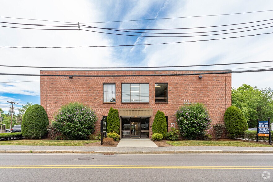 223 Walnut St, Framingham, MA à louer - Photo du bâtiment - Image 3 de 3