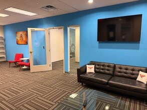 80 Monroe Ave, Memphis, TN for lease Interior Photo- Image 2 of 10