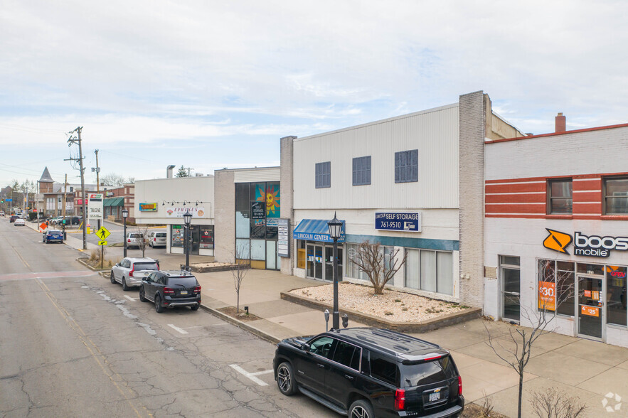 616 Lincoln Ave, Pittsburgh, PA for lease - Building Photo - Image 1 of 3