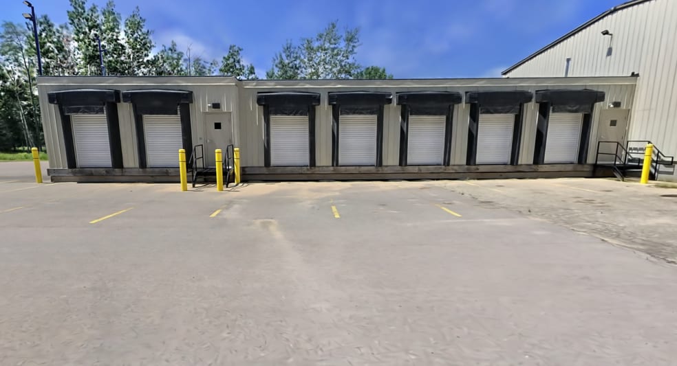 1421 Potthoff St, Cadillac, MI for sale - Building Photo - Image 3 of 7