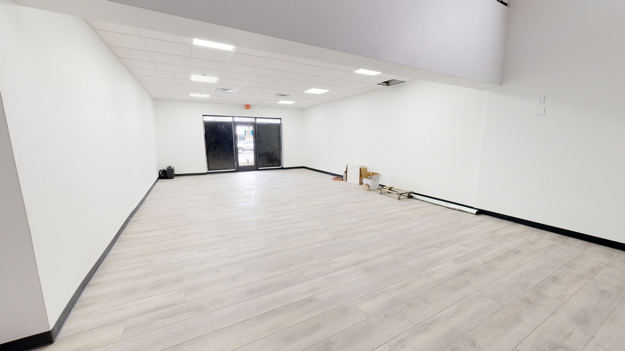 500 N Holmen Dr, Holmen, WI for lease Building Photo- Image 1 of 3