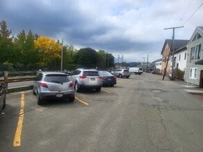 14 Felton St, Waltham, MA for lease Interior Photo- Image 2 of 9