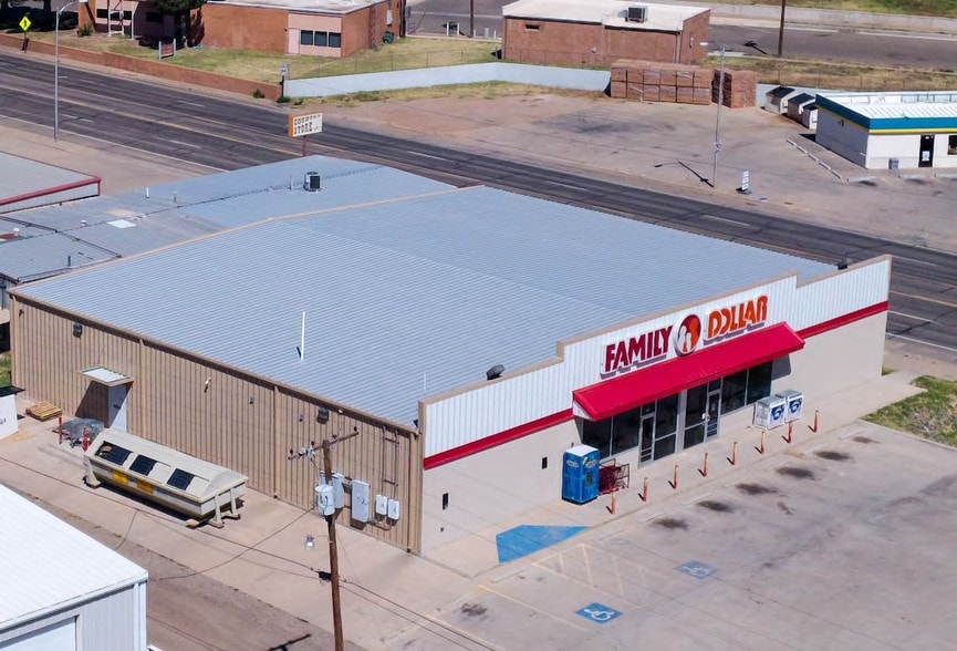 119 S 6th St, Fort Sumner, NM à vendre - Photo du bâtiment - Image 2 de 3