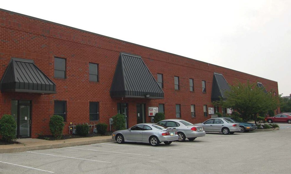 310 Hansen Access Rd, King Of Prussia, PA à louer - Photo du bâtiment - Image 1 de 5