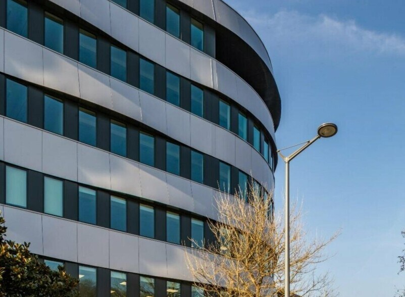 2 Quai Du Commerce, Lyon à louer - Photo du bâtiment - Image 3 de 11