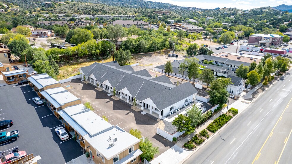 1113 & 1117 E Gurley St, Prescott, AZ à vendre - Photo du bâtiment - Image 3 de 30